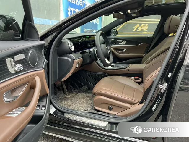 Mercedes-Benz E-class PHEV id 4335378 из Китая 7