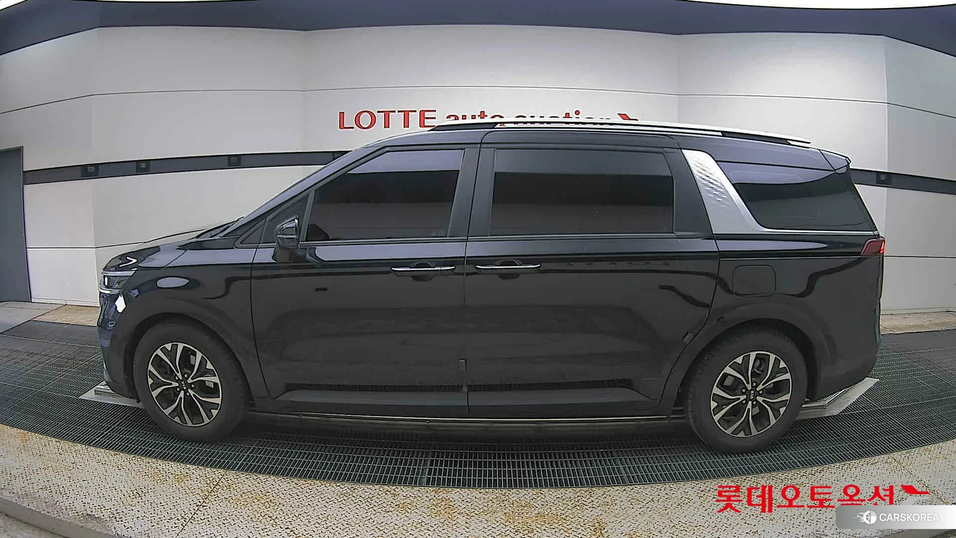 Kia Carnival id 4296930 из Кореи 35