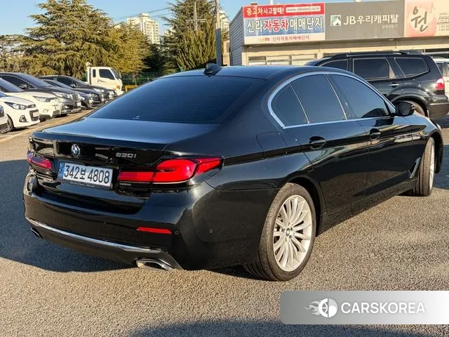 BMW 5 Series (G30) id 3565984 из Кореи 17