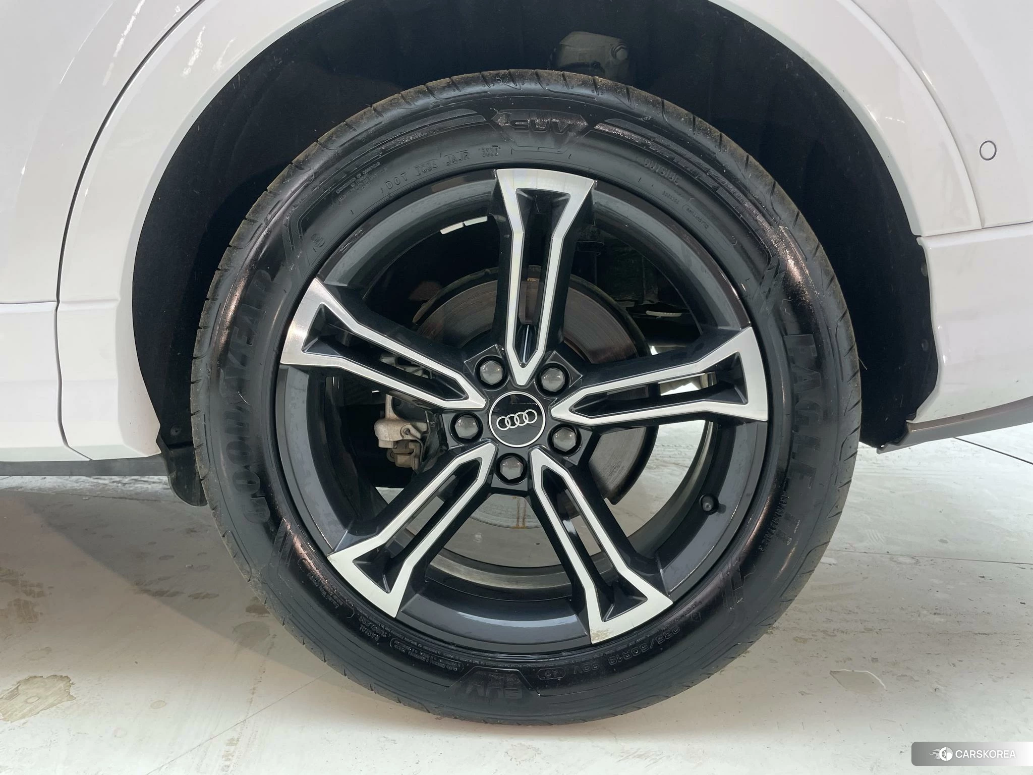 Audi Q3 id 4455101 из Китая 29