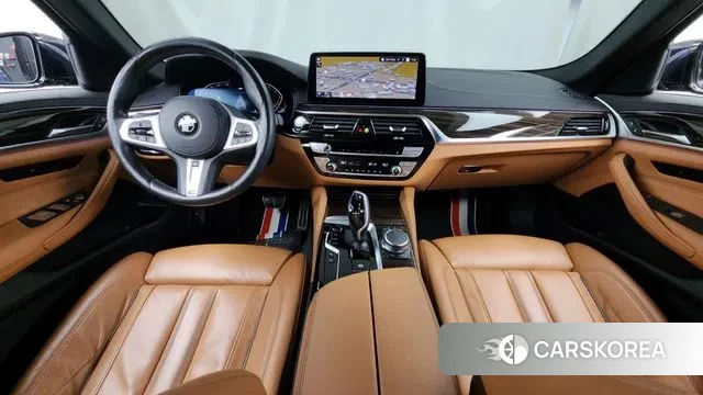 BMW 5 Series (G30) id 3655409 из Кореи 17