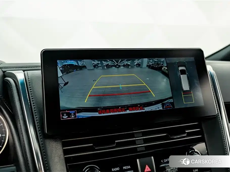 Lexus LM id 4589086 из Китая 28