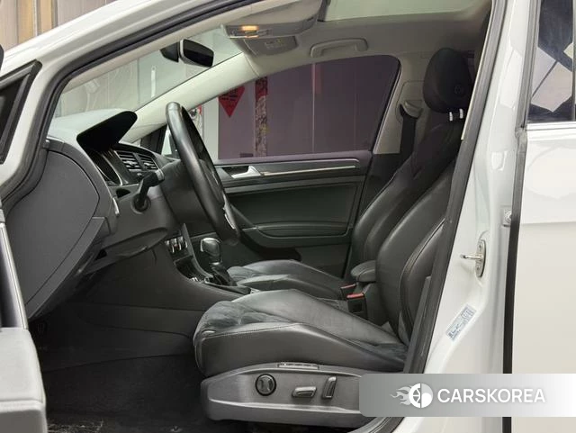 Volkswagen Golf id 4208740 из Китая 18