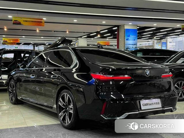 BMW 7 series id 4300897 из Китая 12