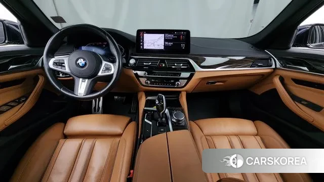 BMW 5 Series (G30) id 3675929 из Кореи 17