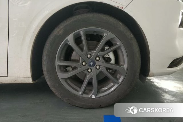 Ford Mondeo id 3908683 из Китая 14
