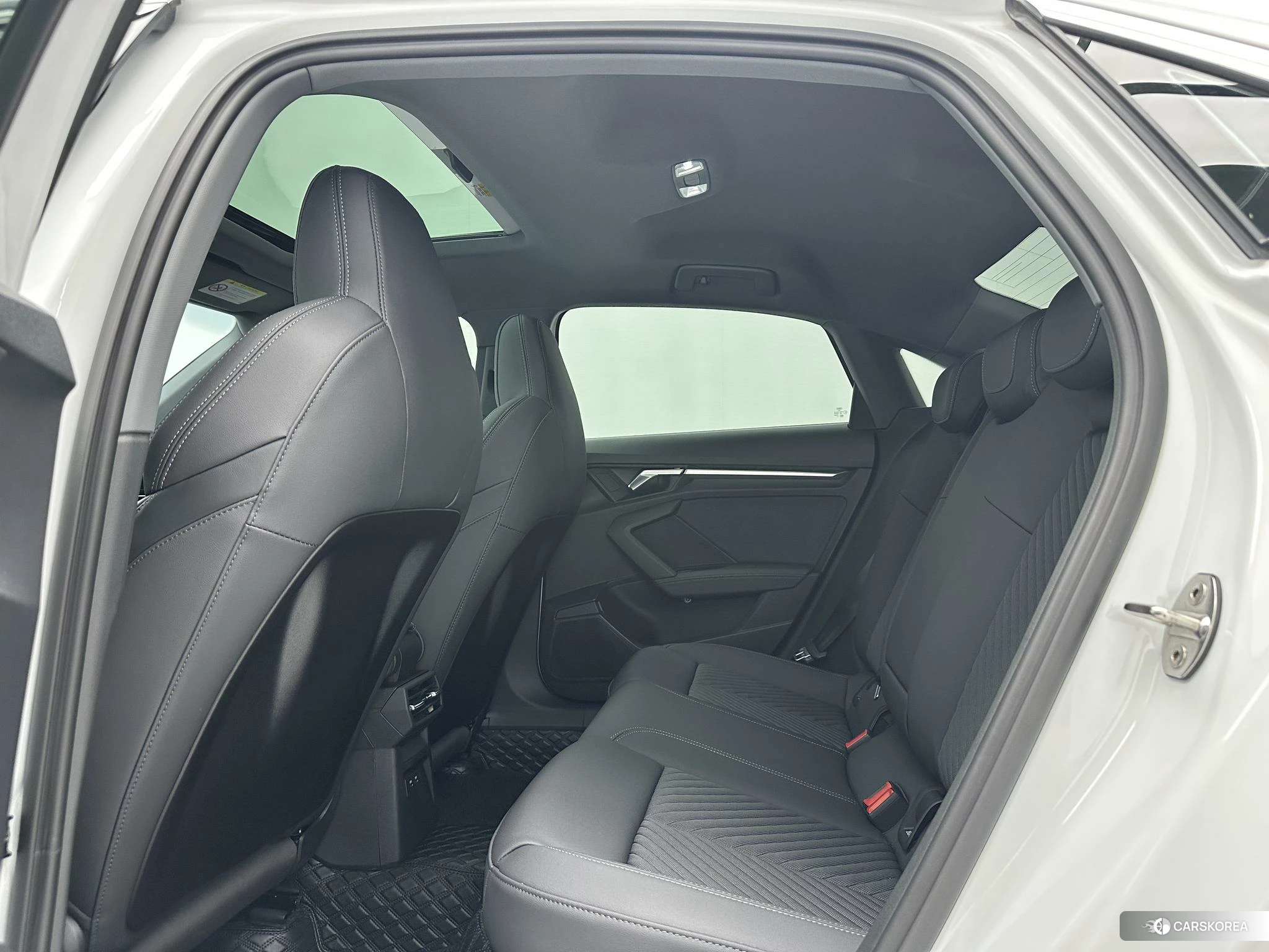 Audi A3 id 4485350 из Китая 12