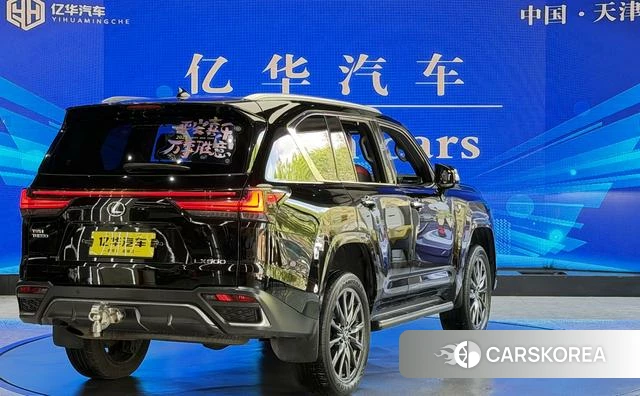 Lexus LX id 4320984 из Китая 14