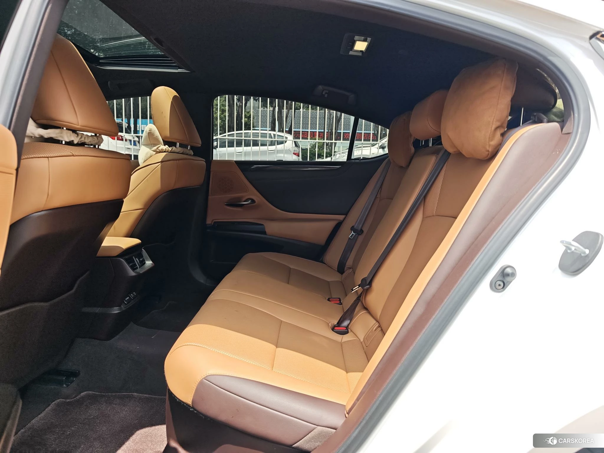 Lexus ES id 4462132 из Китая 7