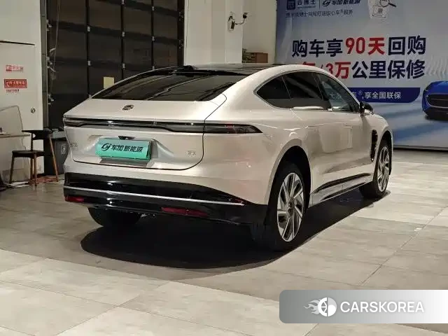 Weilai Nio ET9 id 4576820 из Китая 7