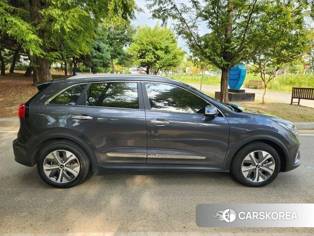 Kia Niro EV id 4672059 из Кореи 17