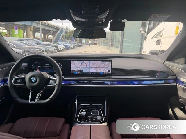 BMW 7 Series (G70) id 4194046 из Кореи 17