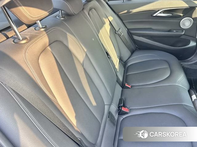 BMW 1 series id 4240237 из Китая 16