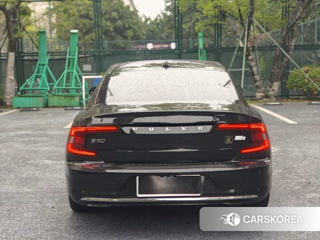 Volvo S90 PHEV id 3889991 из Китая 7