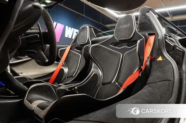 McLaren 765LT id 2984540 из Кореи 7