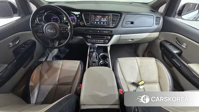 Kia The New Carnival id 3361945 из Кореи 17