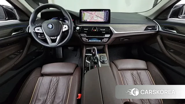 BMW 5 Series (G30) id 3115188 из Кореи 17