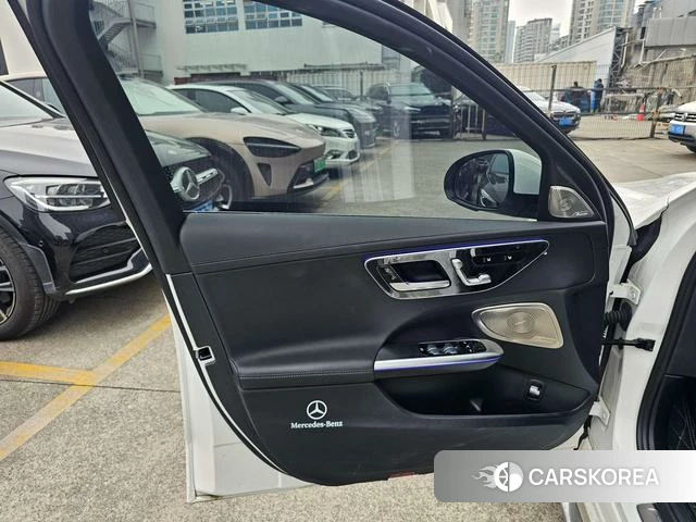 Mercedes-Benz Class C id 4275286 из Китая 14