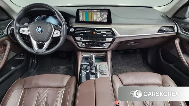 BMW 5 Series (G30) id 3578131 из Кореи 17