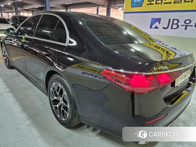 Mercedes-Benz E-Class W214 id 3850271 из Кореи 17