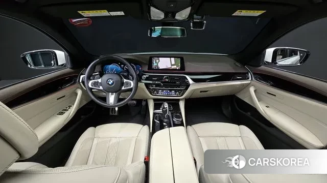 BMW 5 Series (G30) id 3018538 из Кореи 17