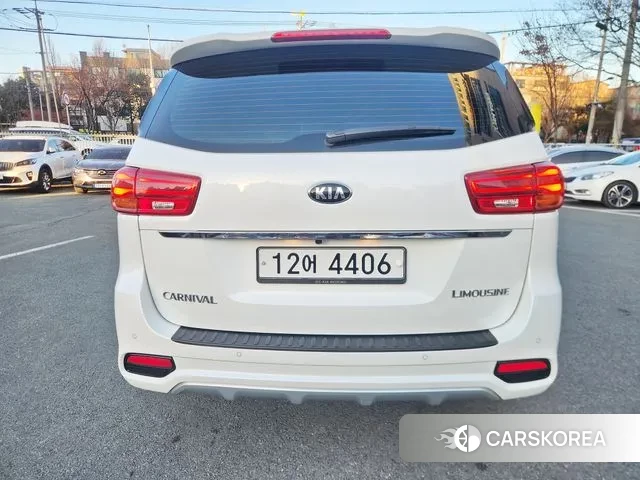 Kia The New Carnival id 3445020 из Кореи 17
