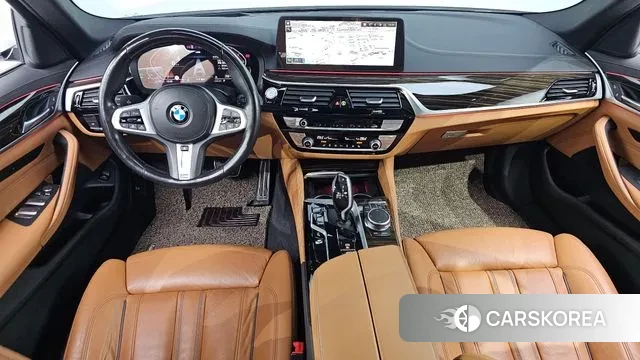 BMW 5 Series (G30) id 3540386 из Кореи 17