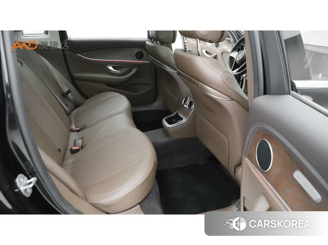 Mercedes-Benz E-class id 4256742 из Китая 7
