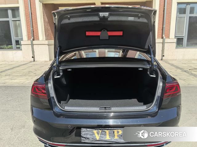 Volkswagen Magotan id 4207982 из Китая 18