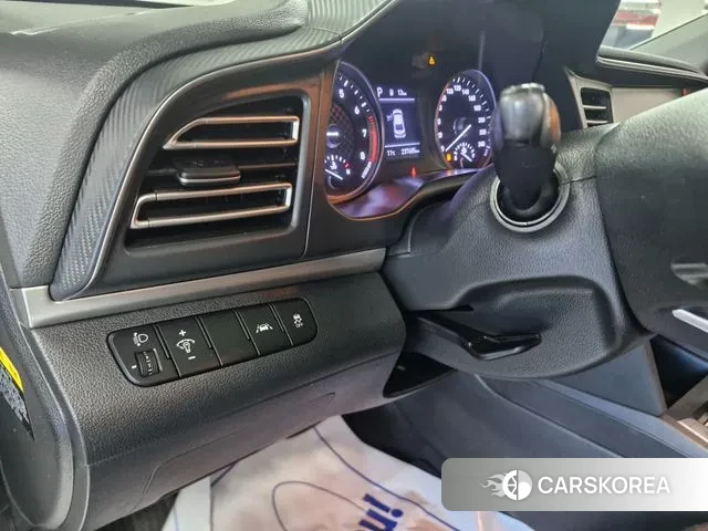 Hyundai The New Avante AD id 3666610 из Кореи 11