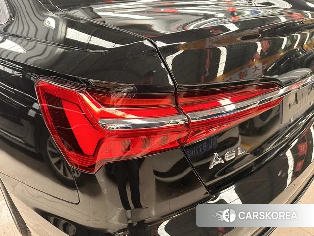 Audi A6L id 4290800 из Китая 17