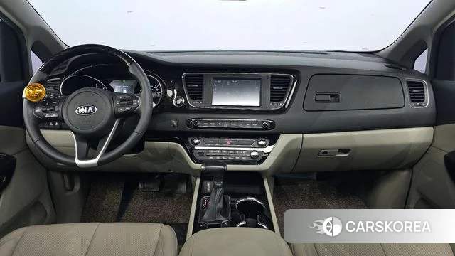 Kia The New Carnival id 4233136 из Кореи 17