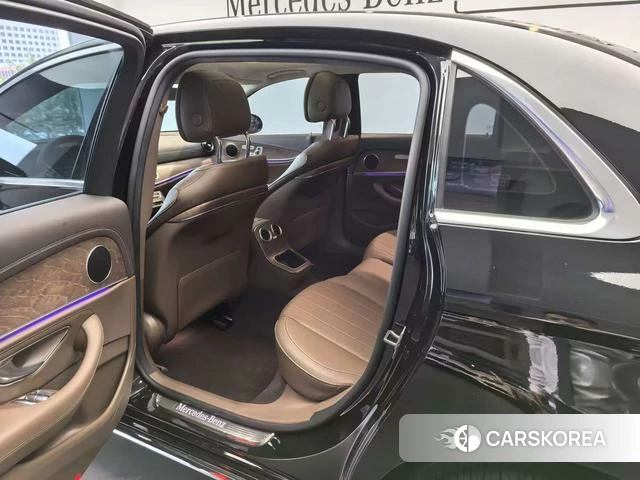 Mercedes-Benz E-class id 4254705 из Китая 12