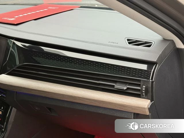 Volkswagen Passat id 4259131 из Китая 22