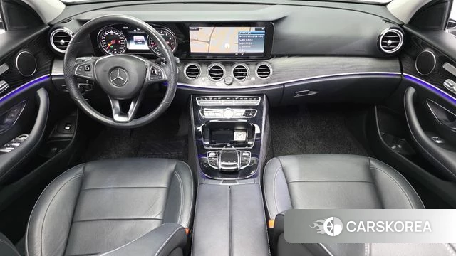 Mercedes-Benz E-Class W213 id 4536858 из Кореи 28