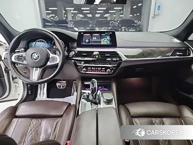 BMW 5 Series (G30) id 3773171 из Кореи 17