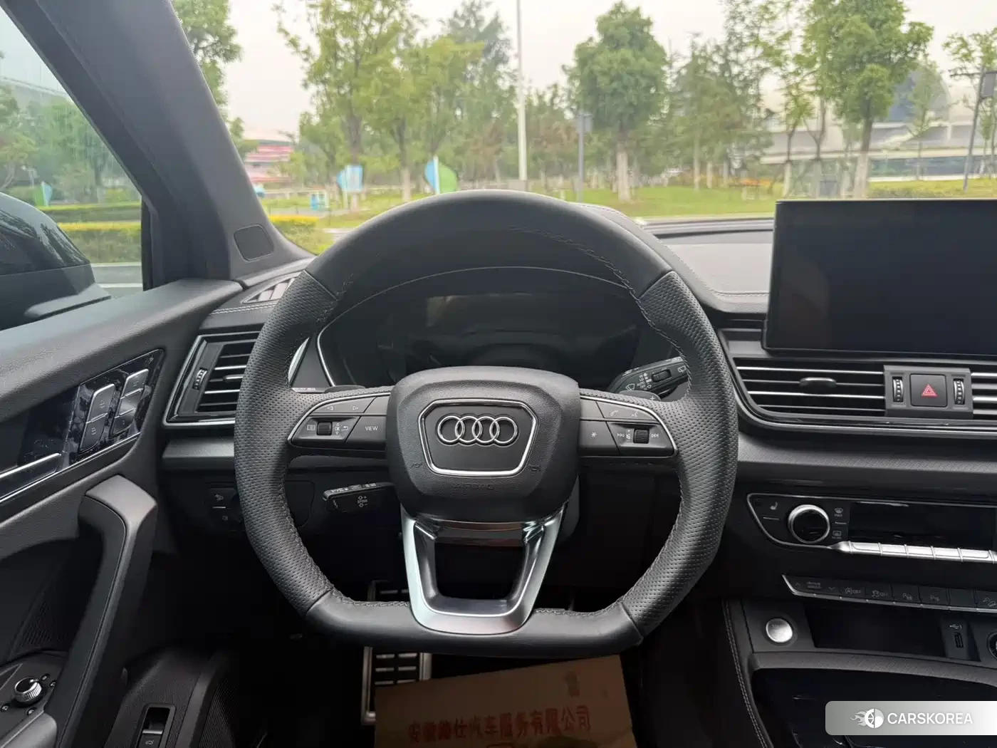 Audi Q5L id 4559870 из Китая 12