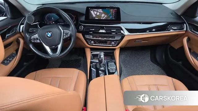 BMW 5 Series (G30) id 3530652 из Кореи 17