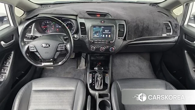 Kia The New K3 id 3779339 из Кореи 17