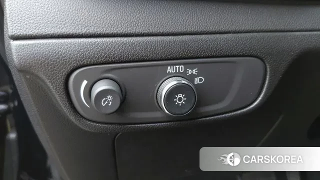 Chevrolet (GM Daewoo) New Bolt EV id 3360053 из Кореи 17