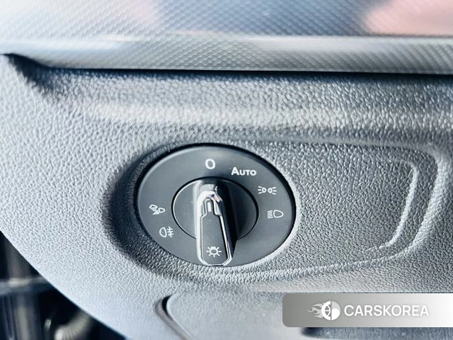 Volkswagen Passat id 4258193 из Китая 24