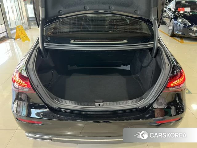 Mercedes-Benz E-class id 4279334 из Китая 24