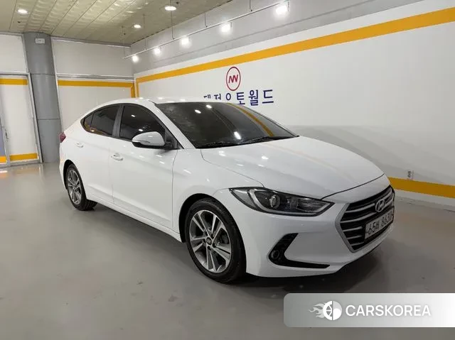 Hyundai Avante AD id 3340604 из Кореи 17