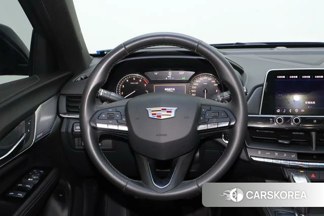Cadillac CT4 id 4253636 из Китая 17