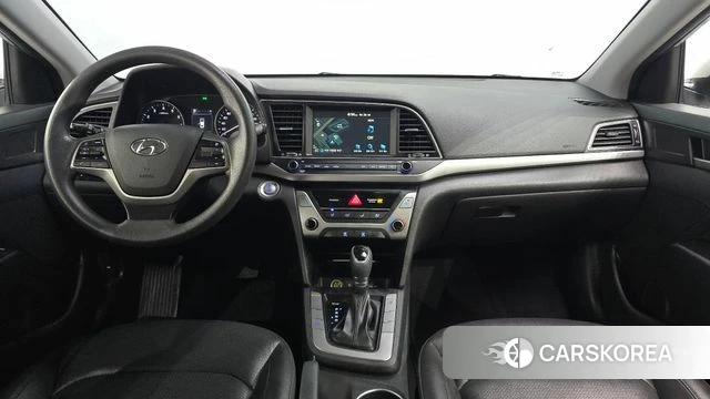 Hyundai Avante AD id 3886348 из Кореи 17