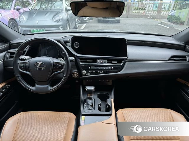 Lexus ES id 4274481 из Китая 15