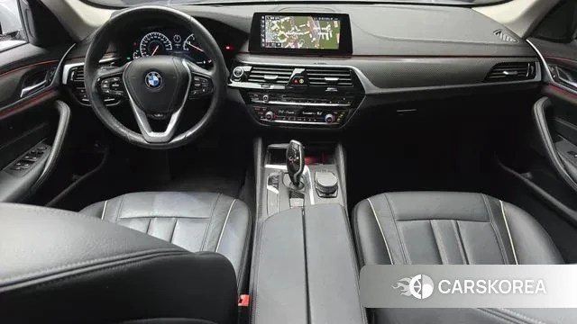 BMW 5 Series (G30) id 3283751 из Кореи 17