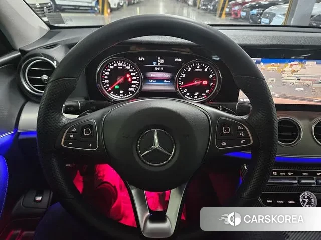 Mercedes-Benz E-Class W213 id 3480333 из Кореи 15