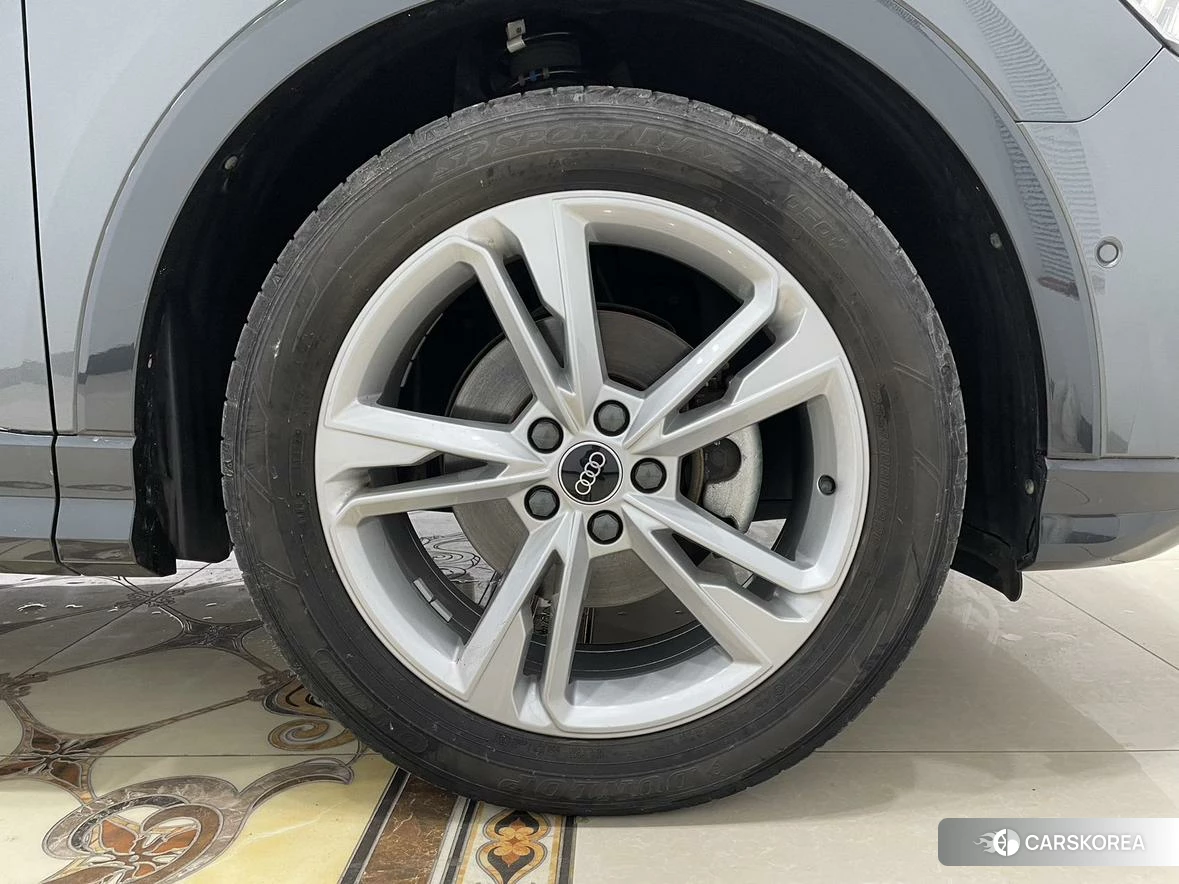 Audi Q3 id 4512558 из Китая 18