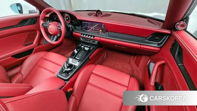 Porsche 911(992) id 3163930 из Кореи 17